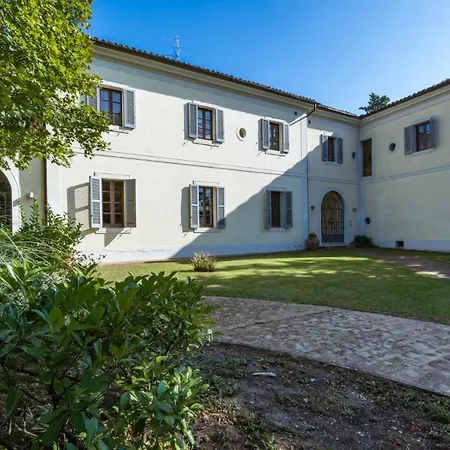 Villa Borgo Colle Ridente 13, Emma Camerino
