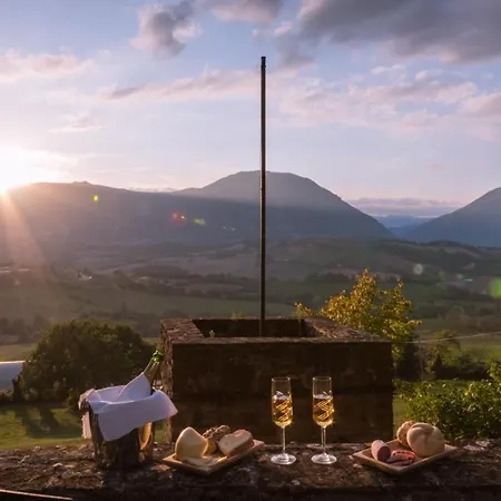 Borgo Colle Ridente 13, Emma Villa *