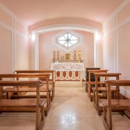 Borgo Colle Ridente 13, Emma